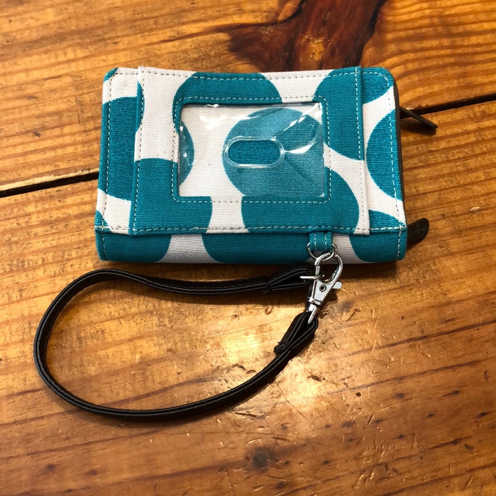 Thirty One Wallet, excellent condition!
